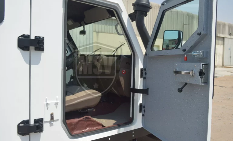 
								ARMORED LAND CRUISER 79 CASH IN TRANSIT full									