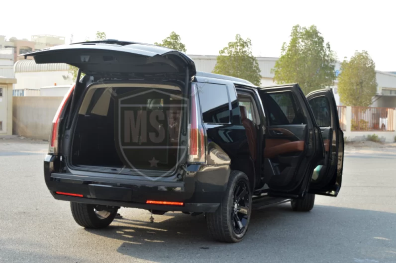 
								Cadillac Esclade full									