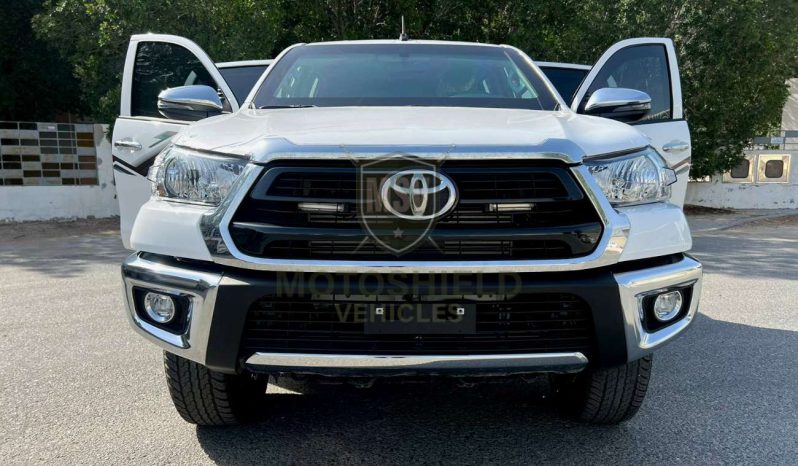 
								ARMORED TOYOTA HILUX 4X4 full									