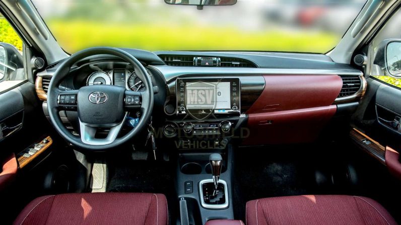 
								ARMORED TOYOTA HILUX 4X4 full									