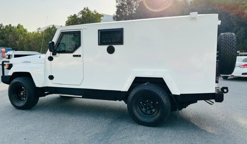 
								Cash Van on LC 79 single cab, B6 level full									